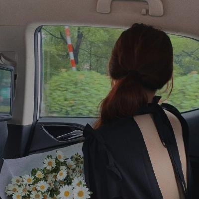 奔跑的修女 在线观看封面